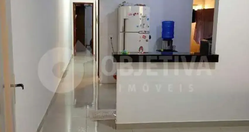 Casa à venda, 2 quartos, 1 suíte, 1 vaga, JARDIM BRASILIA - UBERLANDIA/MG