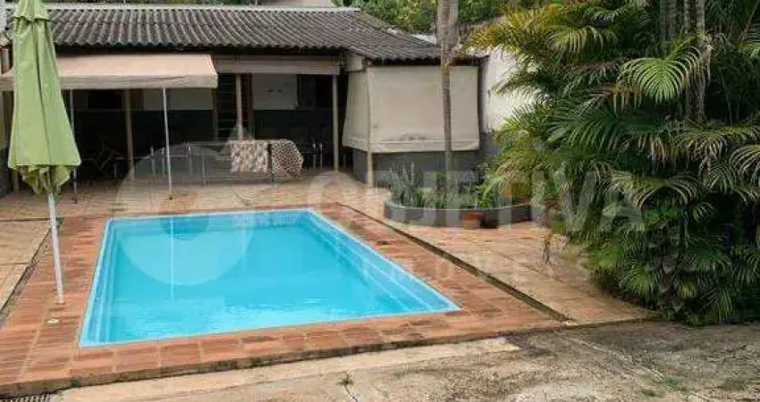 Casa à venda, 4 quartos, 1 suíte, 2 vagas, RESIDENCIAL GRAMADO - UBERLANDIA/MG