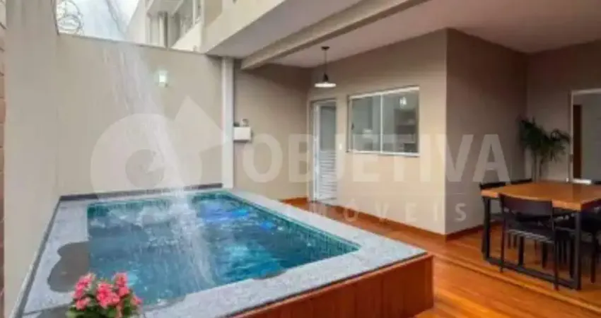 Casa à venda, 3 quartos, 1 suíte, 3 vagas, ALTO UMUARAMA - UBERLANDIA/MG