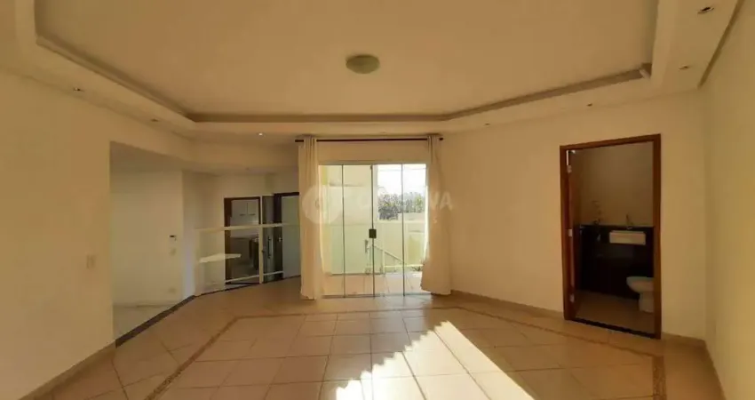 Casa à venda, 3 quartos, 3 suítes, 3 vagas, jardim karaiba - uberlandia/mg