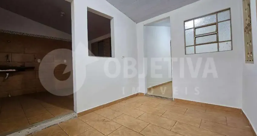 Casa para aluguel, 2 quartos, 1 vaga, nossa senhora aparecida - uberlandia/mg