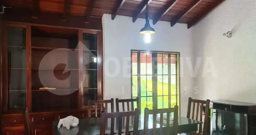 Casa à venda, 3 quartos, 1 suíte, 3 vagas, cidade jardim - uberlandia/mg