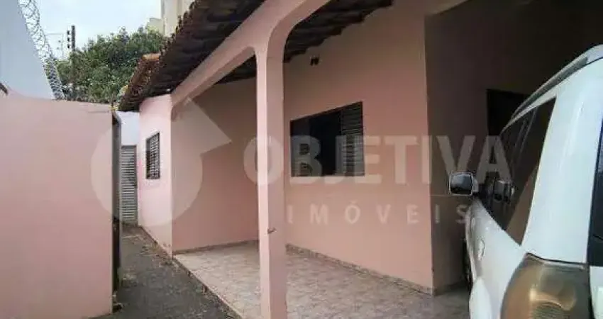 Casa à venda, 3 quartos, 1 suíte, 2 vagas, santa monica - uberlandia/mg