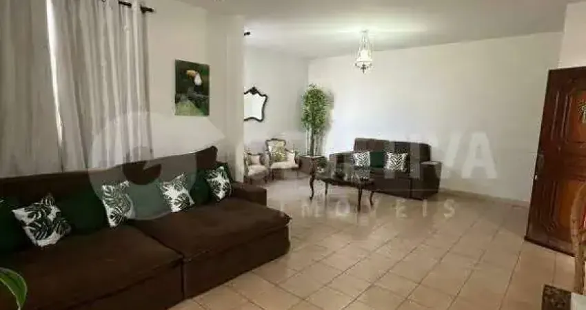 Casa à venda, 3 quartos, 1 suíte, 2 vagas, tubalina - uberlandia/mg
