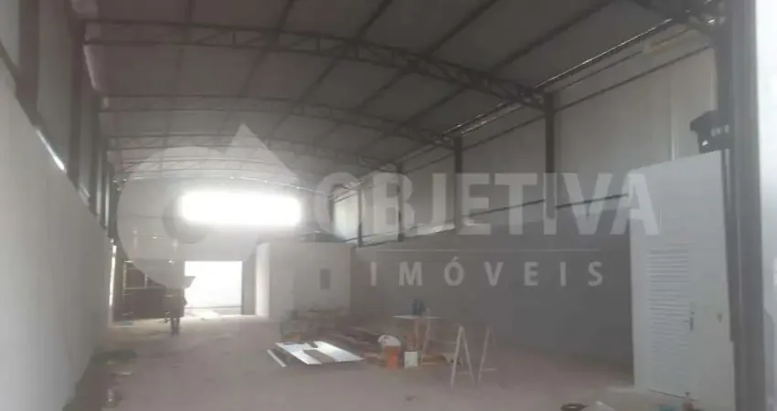 Barracão / Galpão / Depósito para alugar no Marta Helena, Uberlândia