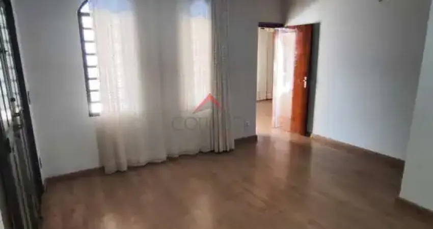 Casa com 3 quartos para alugar na Vila Industrial, Araçatuba 