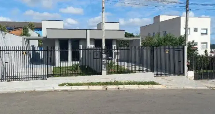 Casa com 62m² - 3 quartos – 1 suíte – 2 banheiros – 2 vagas