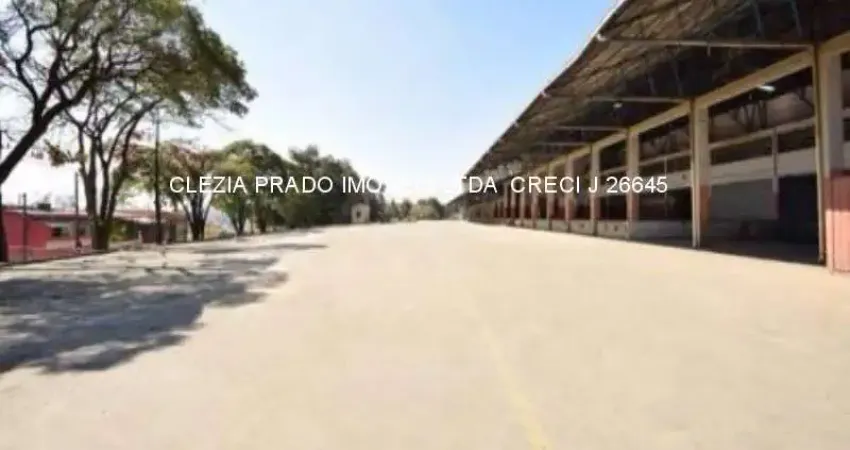 Barracão / Galpão / Depósito para alugar no Quitaúna, Osasco 