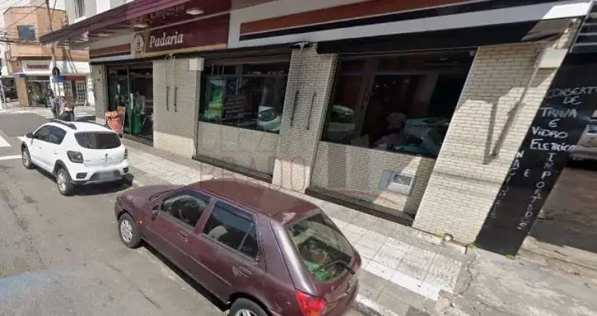 Barracão / Galpão / Depósito com 2 salas para alugar na Chácara Santo Antônio, São Paulo 