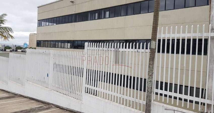 Barracão / Galpão / Depósito com 10 salas para alugar no Tamboré, Barueri 