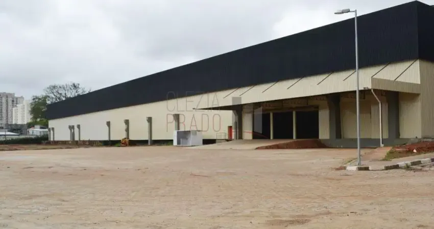 Barracão / Galpão / Depósito com 10 salas para alugar no Sacomã, São Paulo 