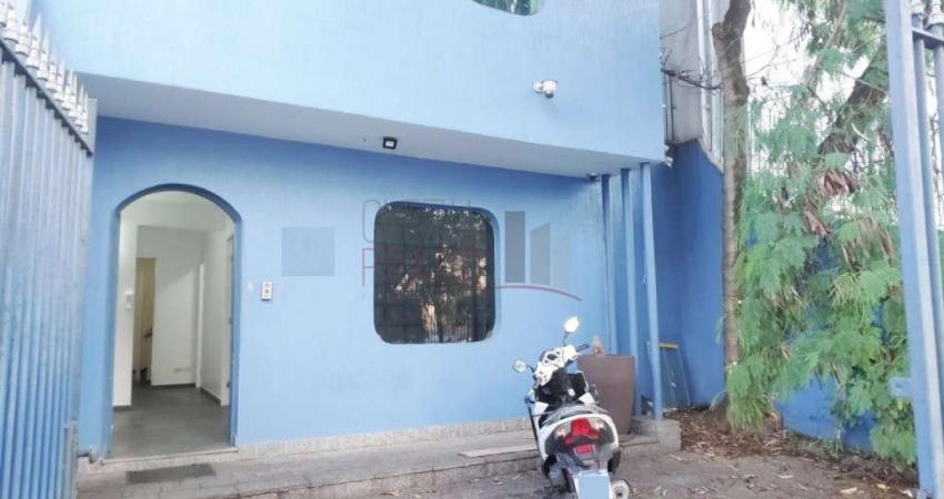 Casa comercial com 3 salas para alugar na Chácara Santo Antônio, São Paulo 