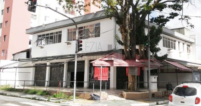 Prédio com 3 salas para alugar na Chácara Santo Antônio, São Paulo 
