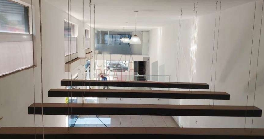 Barracão / Galpão / Depósito com 4 salas para alugar na Chácara Santo Antônio, São Paulo 