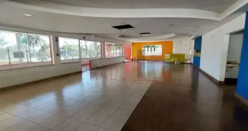 Barracão / Galpão / Depósito com 10 salas para alugar em Interlagos, São Paulo 