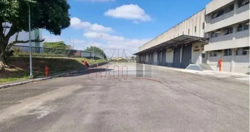 Barracão / Galpão / Depósito com 10 salas para alugar no Jardim Cambara, São Paulo 