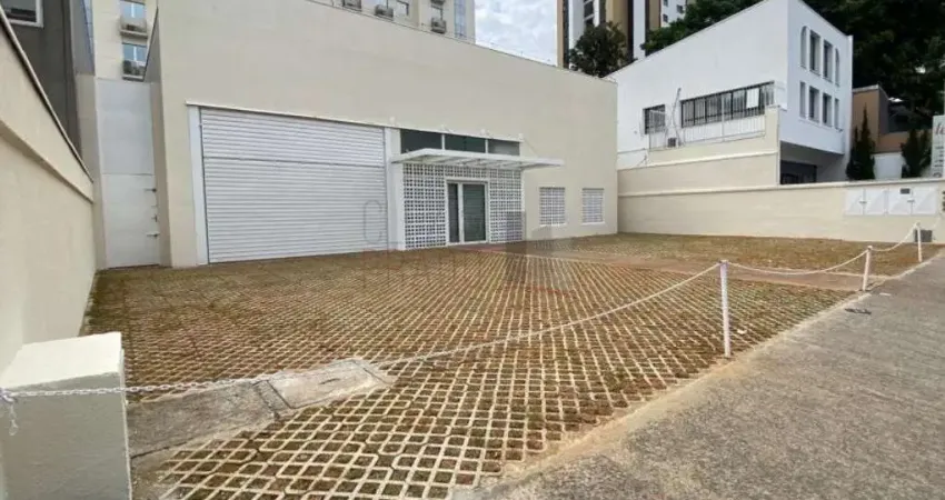 Barracão / Galpão / Depósito com 5 salas para alugar em Moema, São Paulo