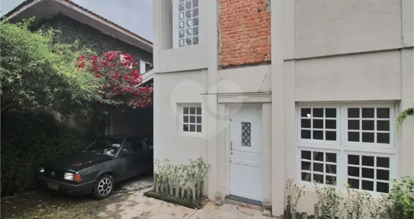 Sobrado com 3 quartos à venda em Jardim Paulistano - SP