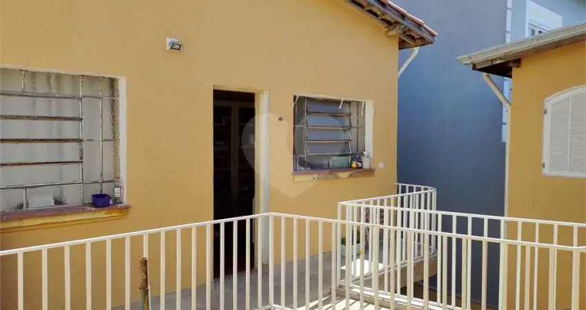 Casa com 6 quartos à venda na Avenida Nhandu, --, Planalto Paulista, São Paulo