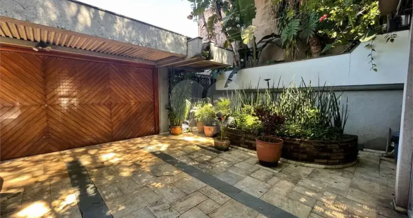 Casa com 3 quartos à venda na Miranda Montenegro, --, Pinheiros, São Paulo