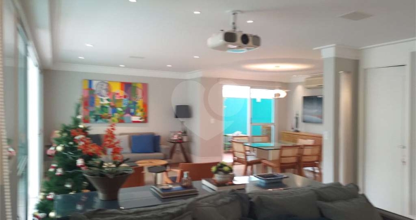 Apartamento com 3 quartos à venda na Avenida Macuco, --, Moema, São Paulo