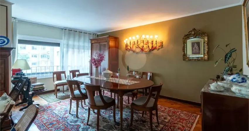 Apartamento com 3 quartos à venda em Cerqueira César - SP
