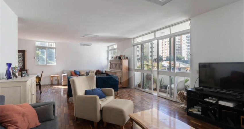 Apartamento com 4 quartos à venda em Jardim Paulista - SP