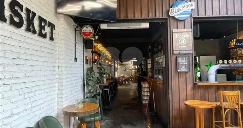 Casa à venda na Rua Armando Penteado, --, Higienópolis, São Paulo