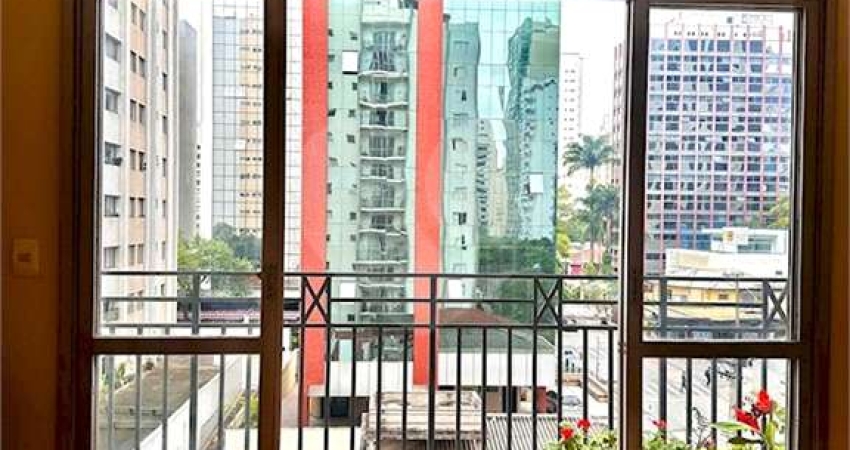 Apartamento com 3 quartos à venda em Indianópolis - SP