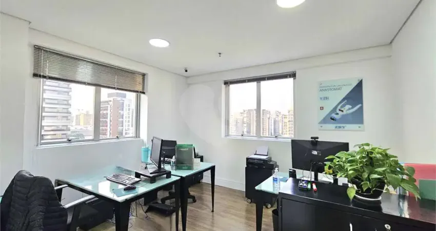 Sala comercial à venda na Alameda dos Nhambiquaras, --, Moema, São Paulo