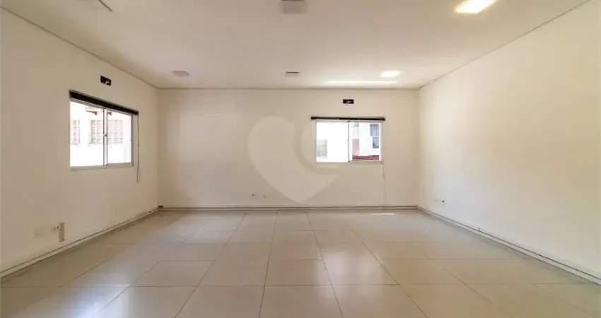 Casa à venda ou para locação em Pinheiros - SP