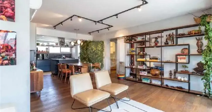 Apartamento com 4 quartos à venda na Alameda dos Arapanés, --, Moema, São Paulo