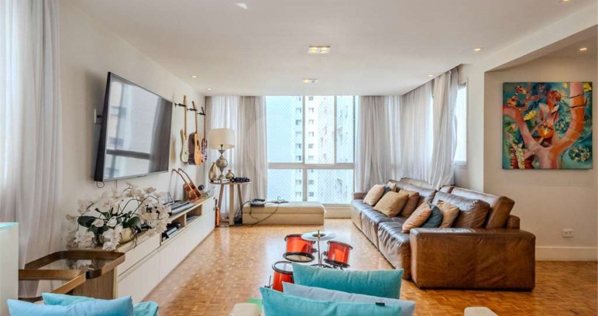 Apartamento com 3 quartos à venda em Cerqueira César - SP