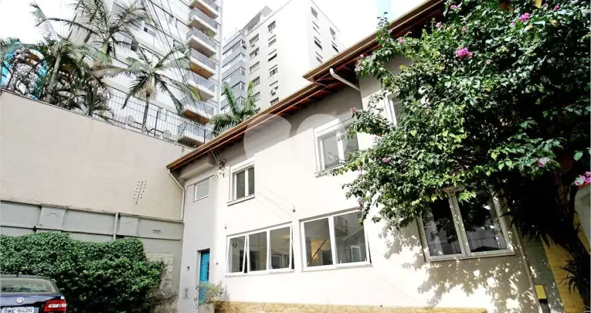 Casa em condomínio fechado com 3 quartos à venda na Rua Pamplona, --, Jardim Paulista, São Paulo