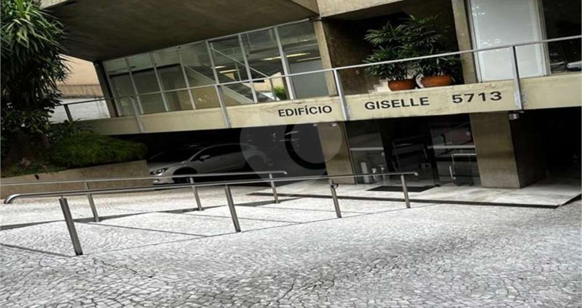Loja à venda ou para locação em Jardim Paulista - SP