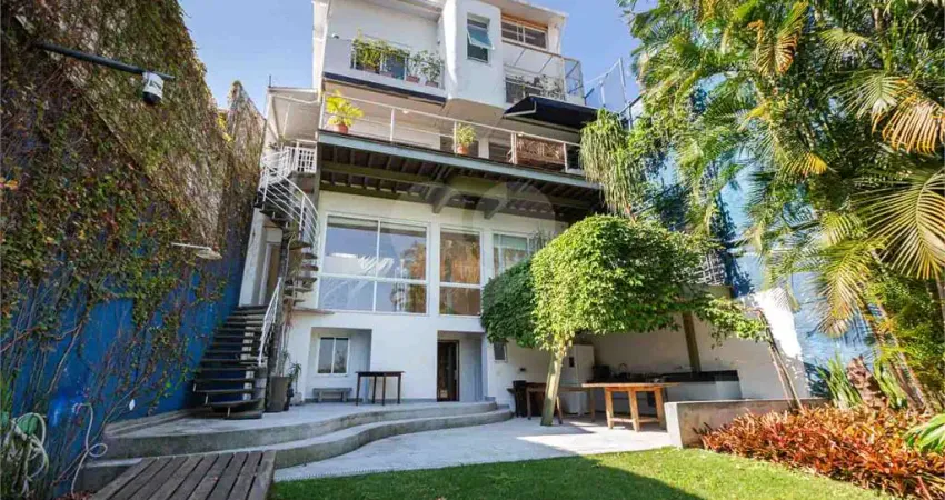 Sobrado com 3 quartos à venda em Pinheiros - SP