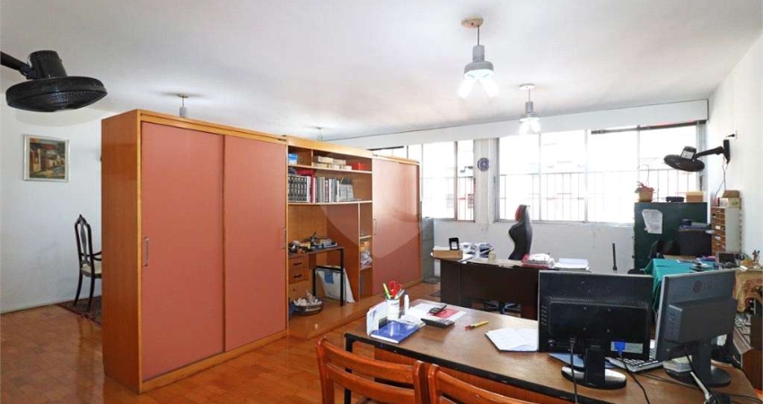 Apartamento com 3 quartos à venda ou para locação em Jardim Paulista - SP