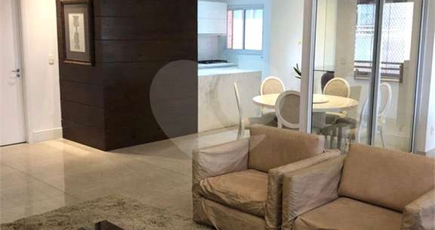 Duplex com 3 quartos à venda ou para locação em Cerqueira César - SP