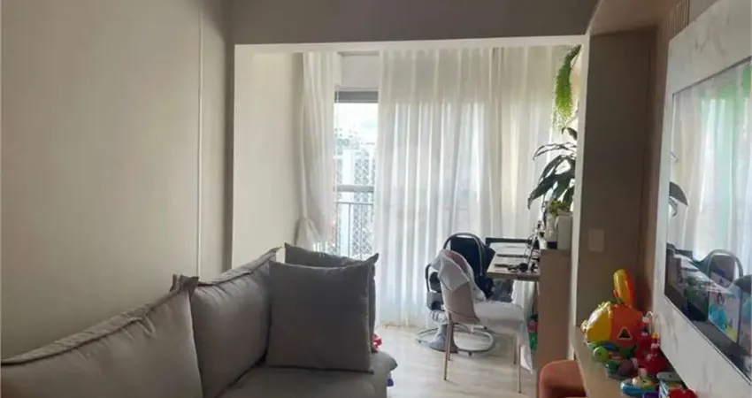 Apartamento com 2 quartos à venda na Alameda dos Arapanés, --, Moema, São Paulo