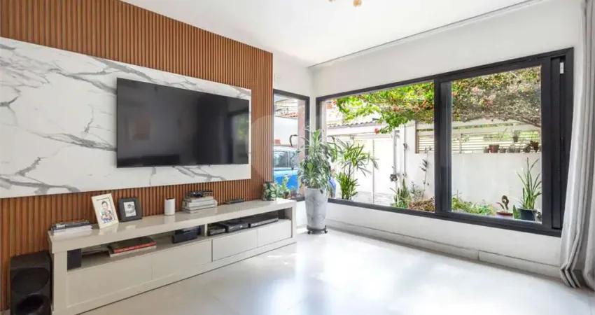 Casa com 3 quartos à venda na Rua José Vicente de Azevedo, --, Vila Mariana, São Paulo