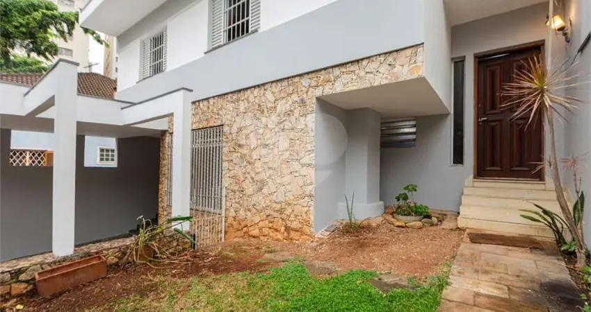 Casa com 3 quartos à venda na Rua Professor Olbiano Gomes de Melo, --, Paraíso, São Paulo