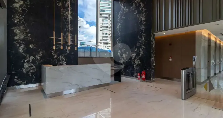 Apartamento com 3 quartos à venda na Rua Amaro Cavalheiro, --, Pinheiros, São Paulo