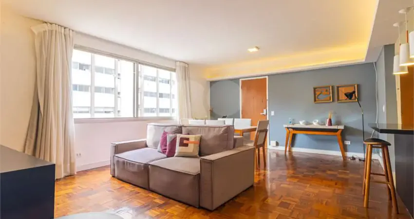 Apartamento com 3 quartos para alugar na Rua Oscar Freire, --, Pinheiros, São Paulo