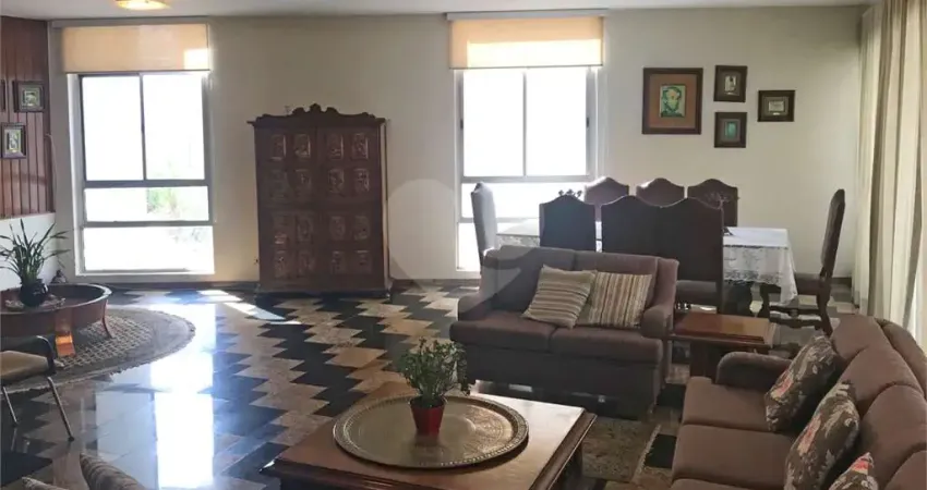 Apartamento com 4 quartos à venda na Rua Senador César Lacerda Vergueiro, --, Vila Madalena, São Paulo