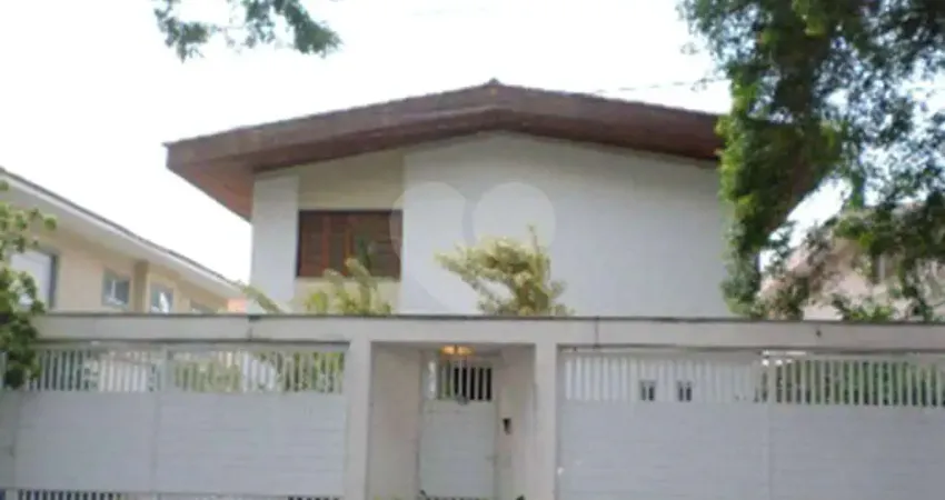 Casa com 4 quartos à venda em Alto De Pinheiros - SP