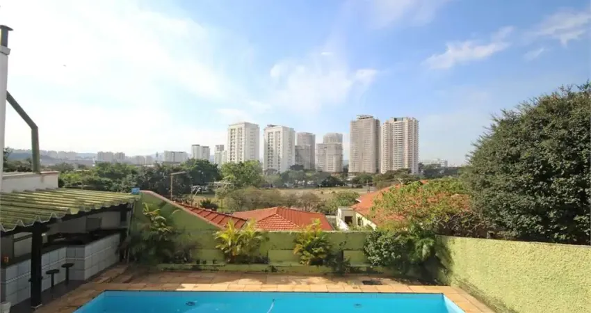 Casa com 4 quartos à venda na Lapa, São Paulo