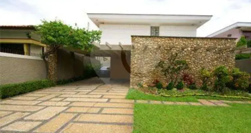 Casa com 4 quartos à venda na Rua Marquês de Paraná, --, Lapa, São Paulo