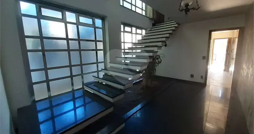 Sobrado com 4 quartos à venda em Bela Aliança - SP