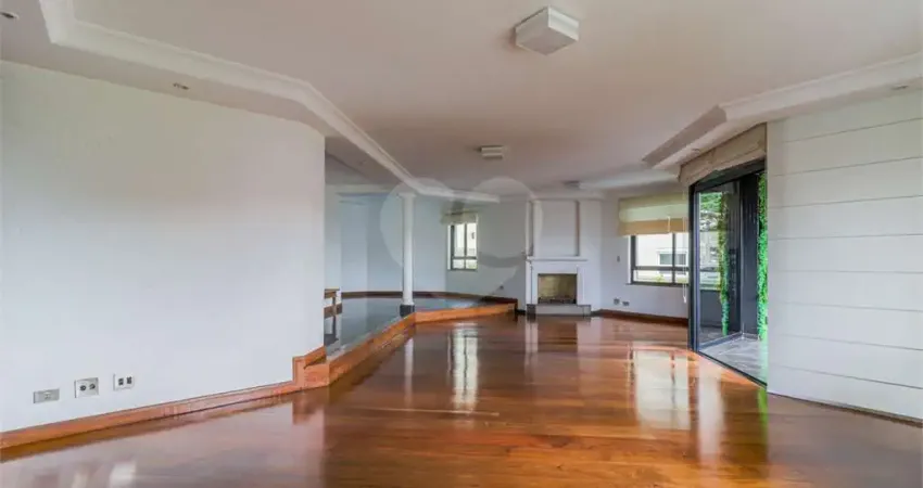 Apartamento com 4 quartos à venda em Vila Madalena - SP