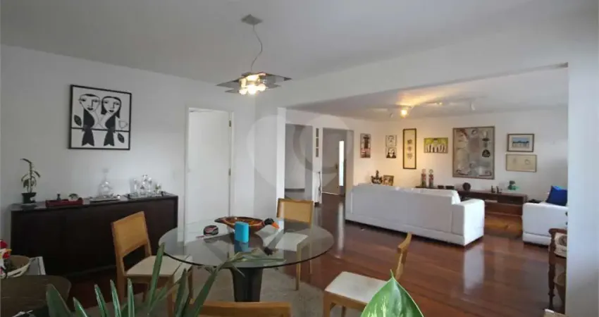 Casa com 4 quartos à venda em Vila Madalena - SP